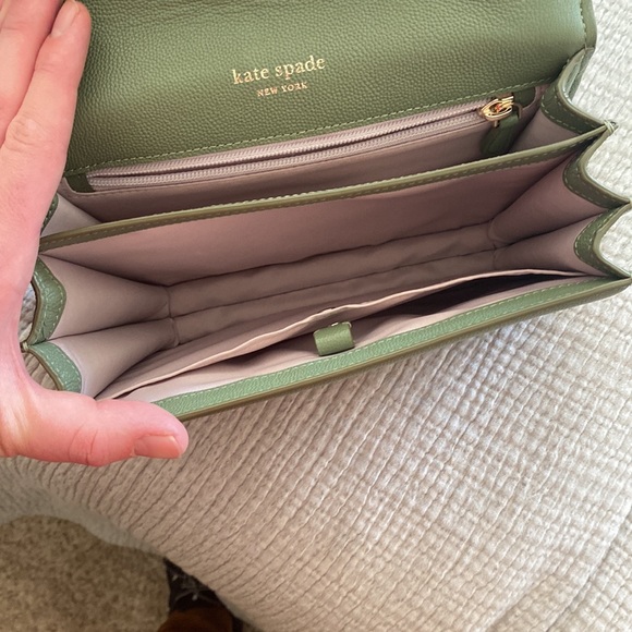 Like new Kate spade - Picture 3 of 3